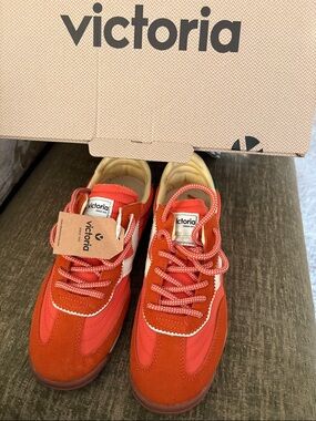 NWB Victoria Orange Suede & Nylon Sneakers size 37